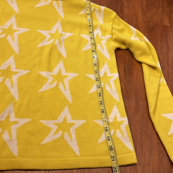 Perfect Moment Turtle Neck Extra Fine Merino Wool Star Logo Top - Picture 7 of 9